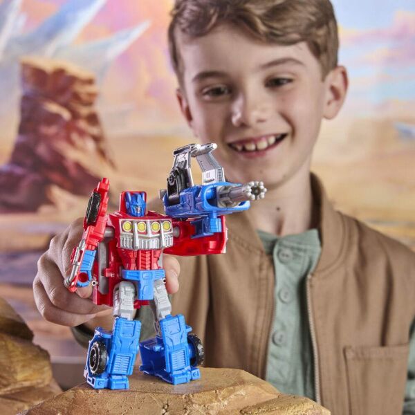 Transformers Cyberworld Armor Up Optimus Prime G1054
