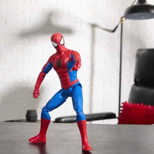 Marvel Spider-Man Titan Serisi Aksiyon Figürü 29 cm G2715
