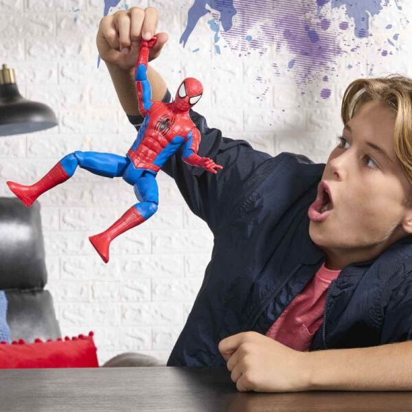 Marvel Spider-Man Titan Serisi Aksiyon Figürü 29 cm G2715