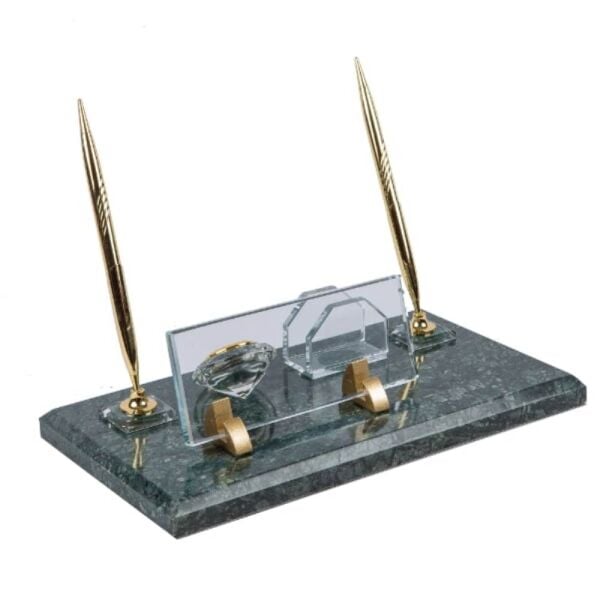 5060 Yeşil Mermer Adalet Heykelli Masa İsimliği