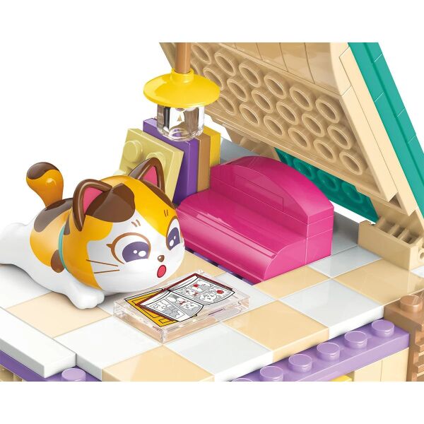 Lovely Street Calico Cat Comic House K28017
