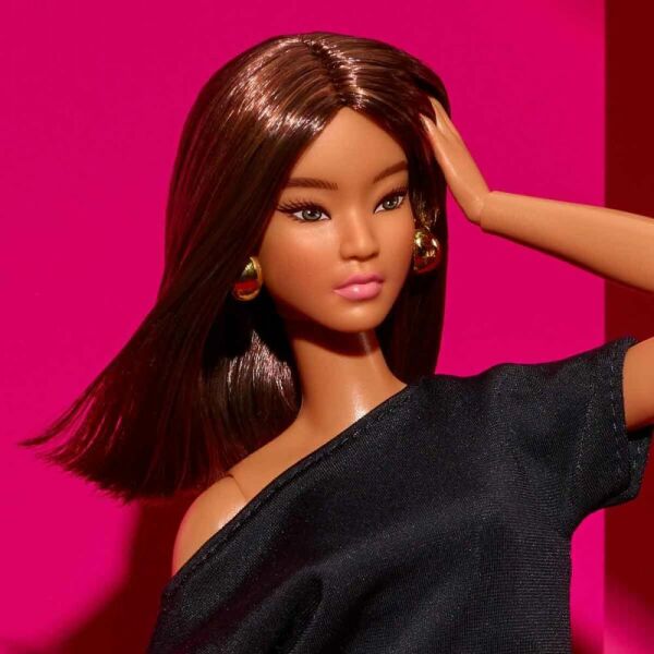Barbie Basic İkonik Koleksiyon Bebekler Kumral JBH72