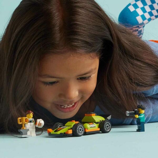 LEGO® City Yeşil Yarış Arabası 60399