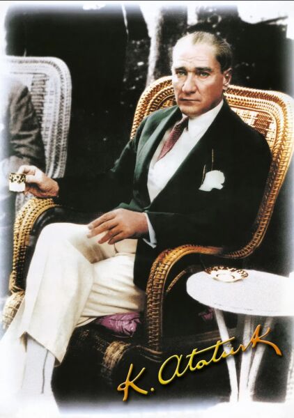 Kahve İçen Atatürk 1000 Parça Puzzle 20727