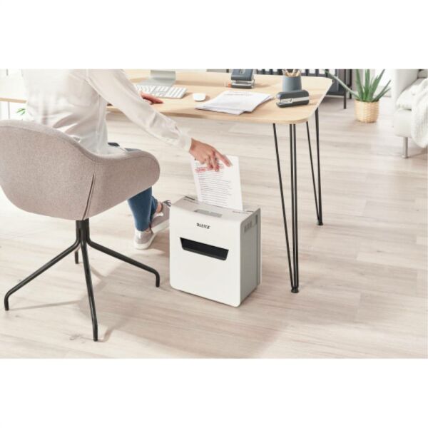 Leıtz Evrak İmha Makinesi Iq Offıce P4 8090 6 Yaprak Kapasiteli