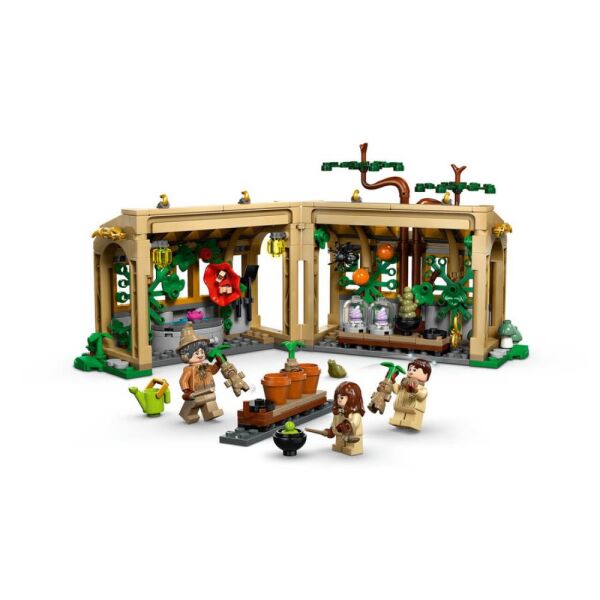 LEGO® Harry Potter Hogwarts Şatosu Bitkibilim Dersi 76445